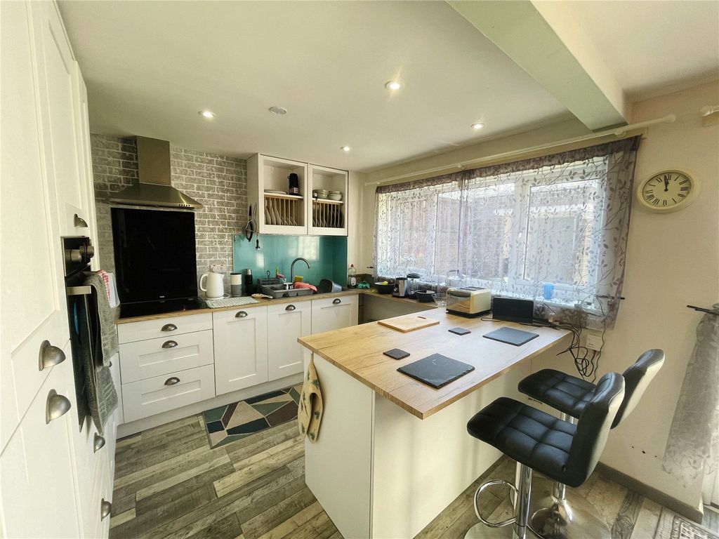 Property photo 2 of 18 Picture No. 03