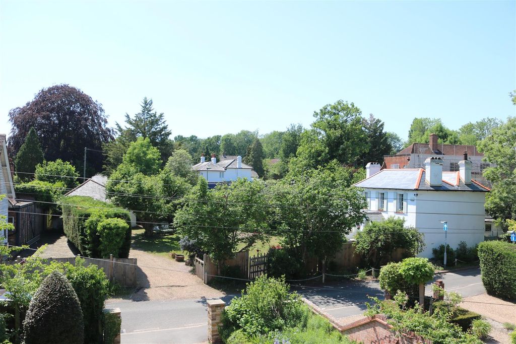 Property photo 2 of 10 View From Flat.Jpg