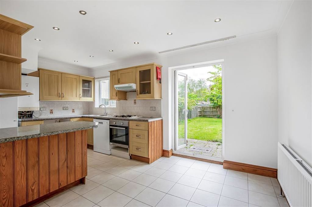 Property photo 3 of 7