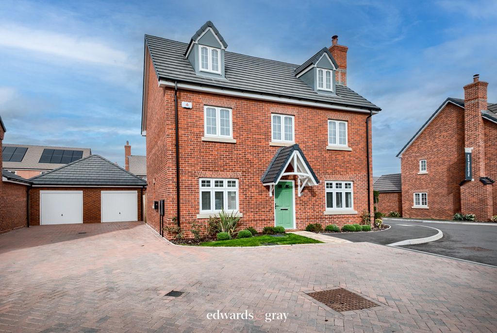 Property photo 1 of 33
