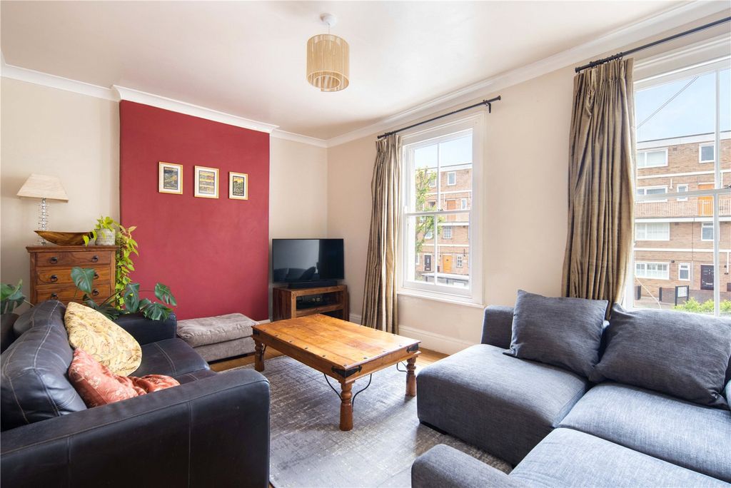 Property photo 2 of 25 Living Area