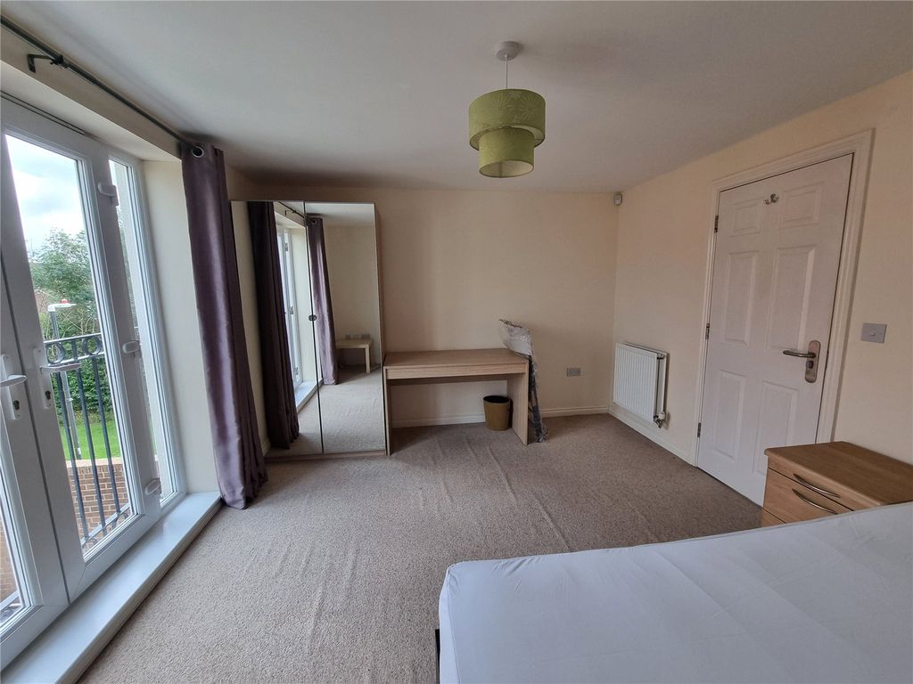 Property photo 2 of 10 Picture No. 02