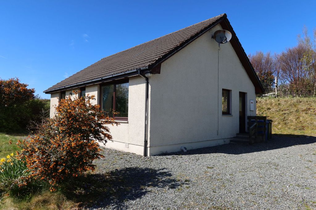 Property photo 1 of 31