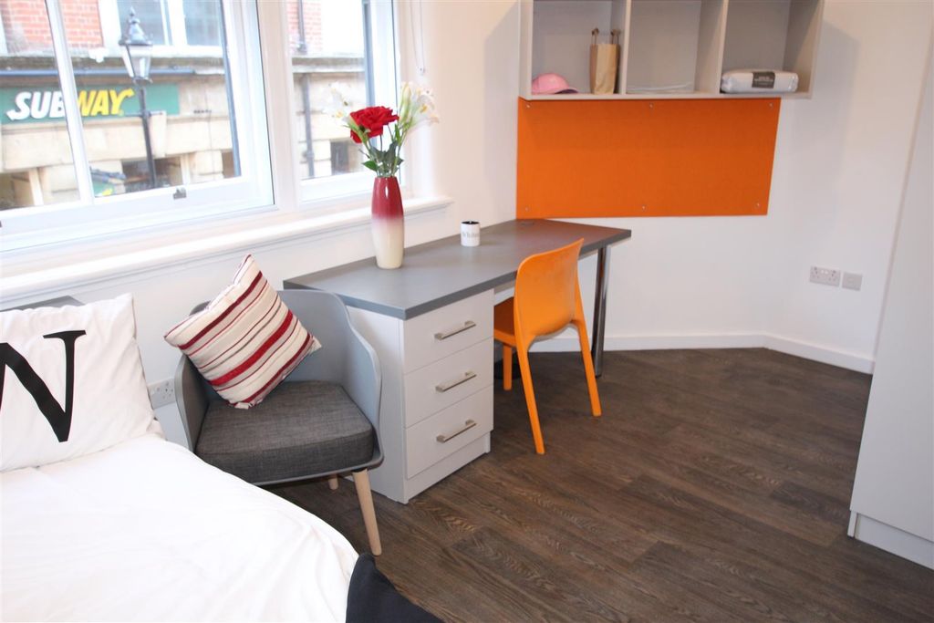 Property photo 2 of 9 Fish Street Bedroom 4.Jpg