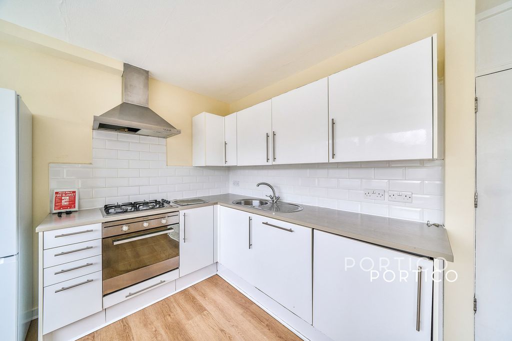 Property photo 2 of 12 Pbox-Img.Jpg