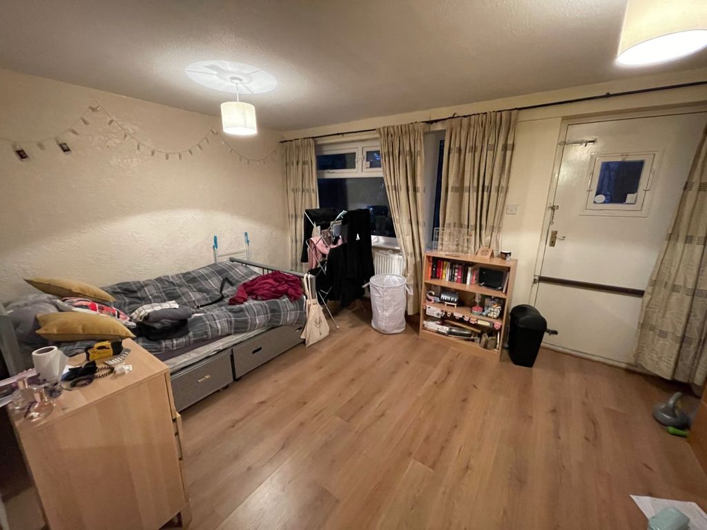 Property photo 1 of 7 Picture No. 07