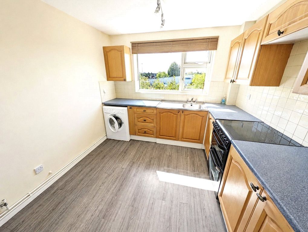 Property photo 3 of 6 Picture No. 17