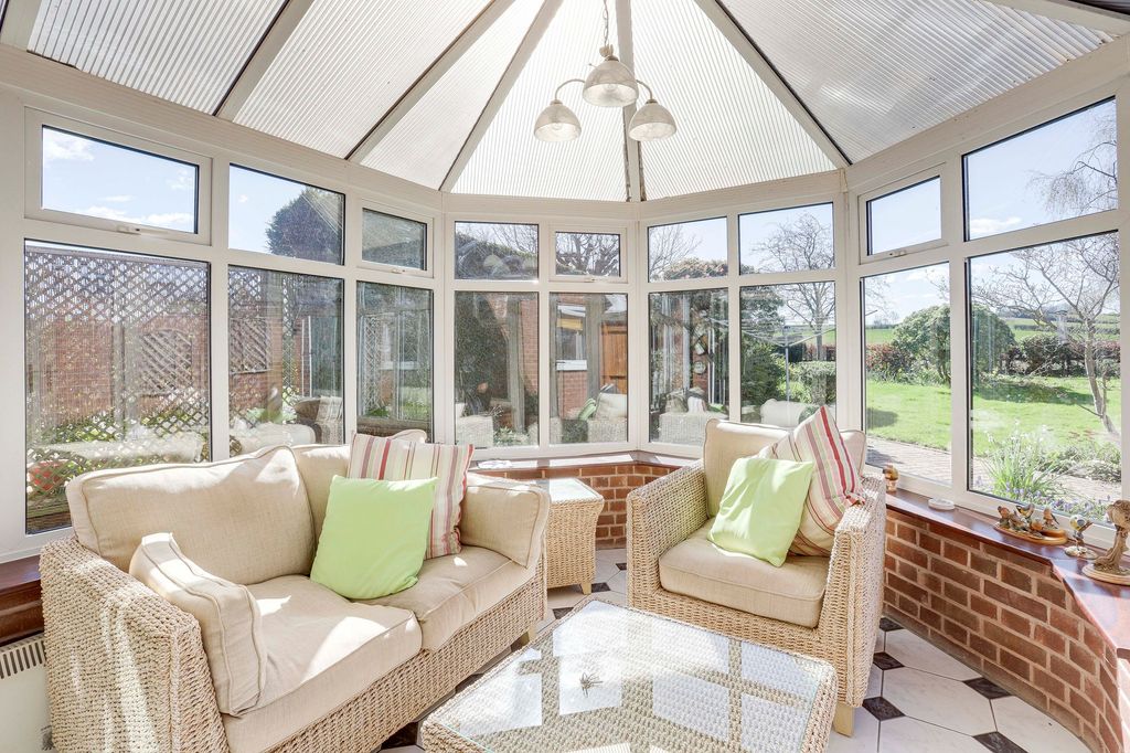 Property photo 3 of 24