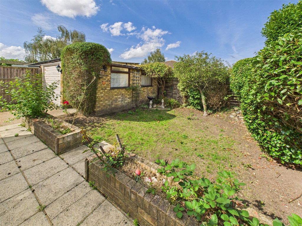 Property photo 3 of 14 Picture No. 02