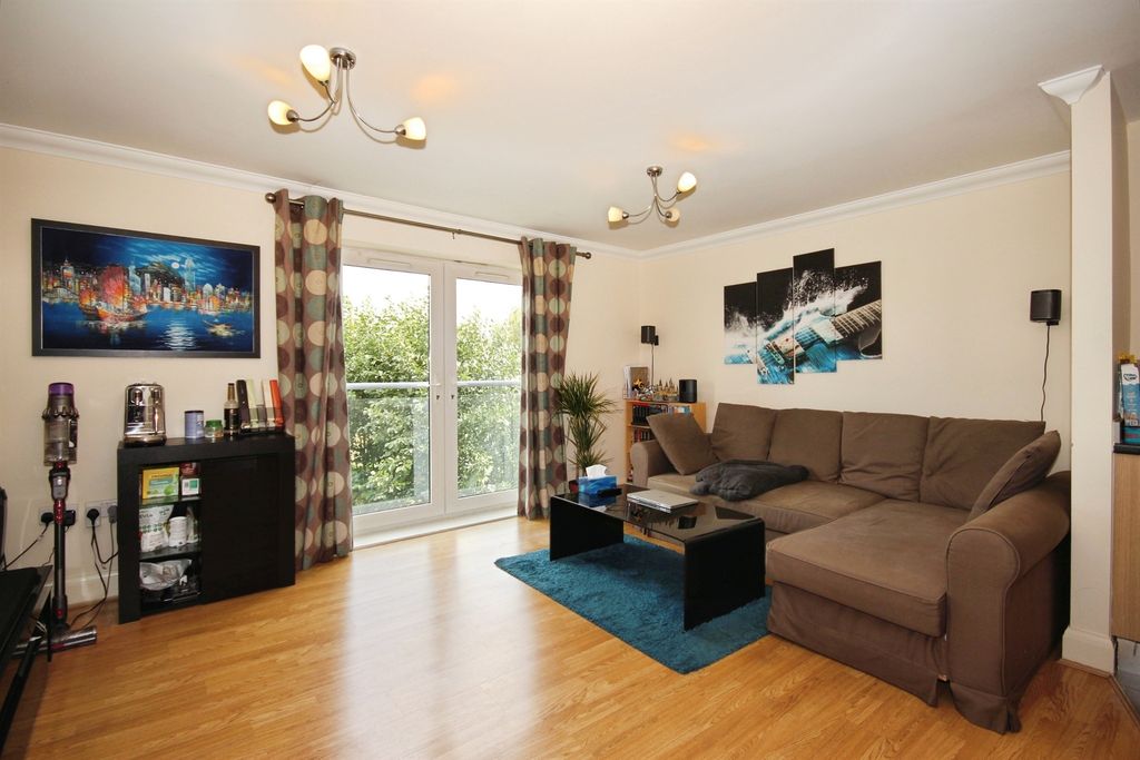 Property photo 2 of 16