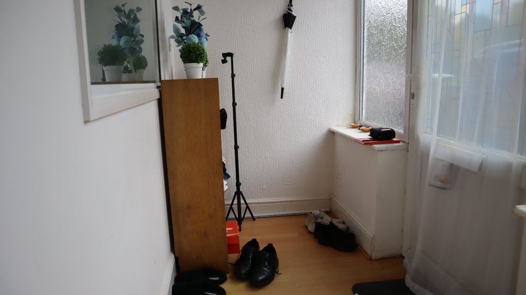 Property photo 2 of 34
