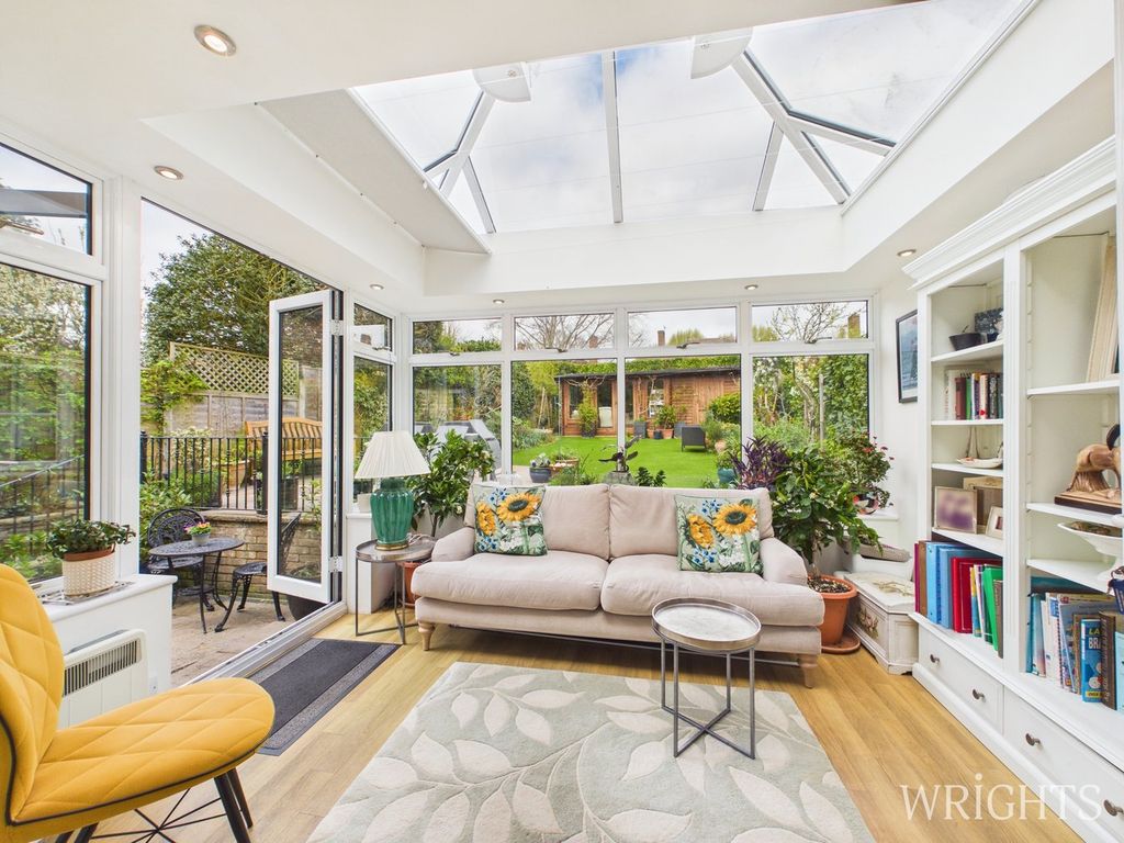 Property photo 3 of 40