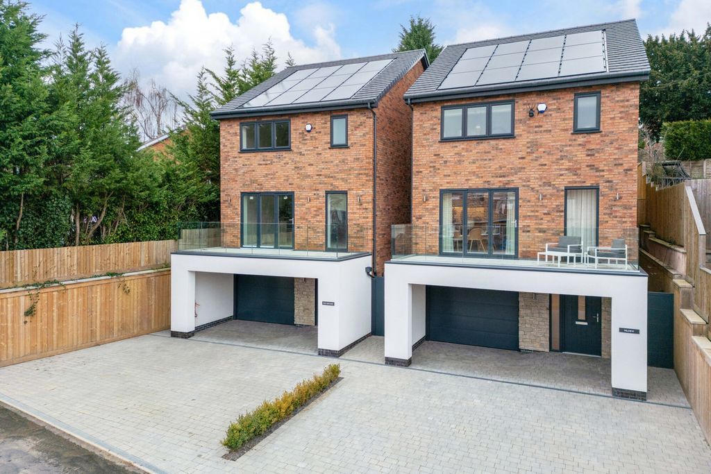 Property photo 1 of 20