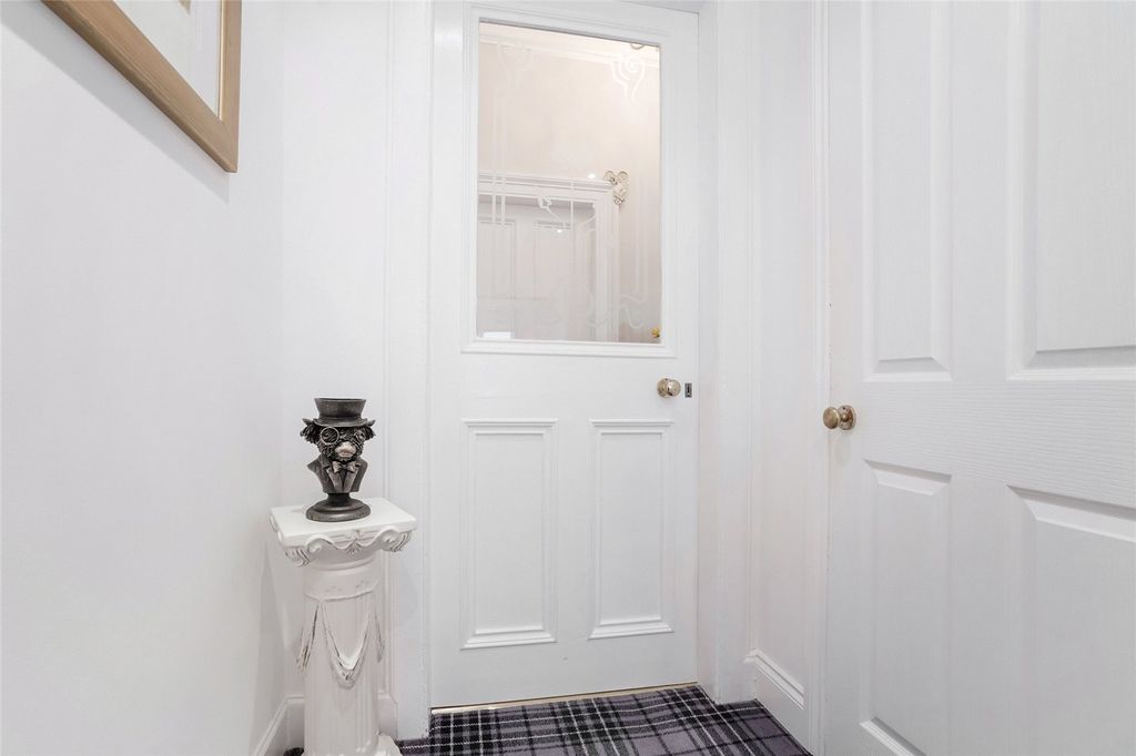 Property photo 3 of 22 Picture No. 46