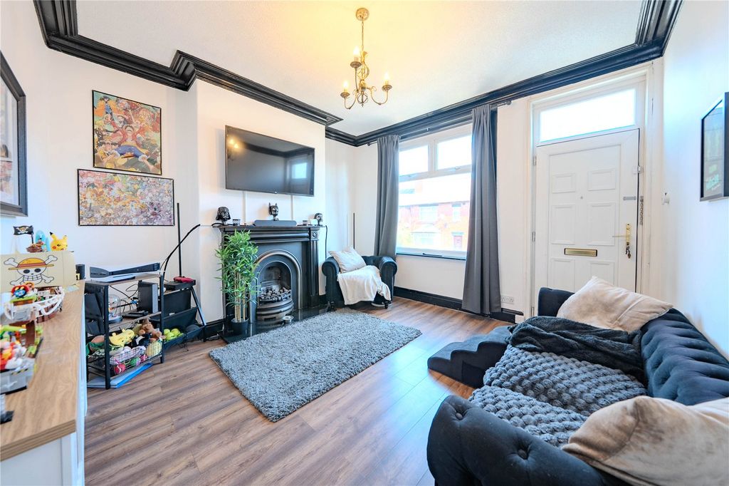 Property photo 2 of 19 Picture No. 04