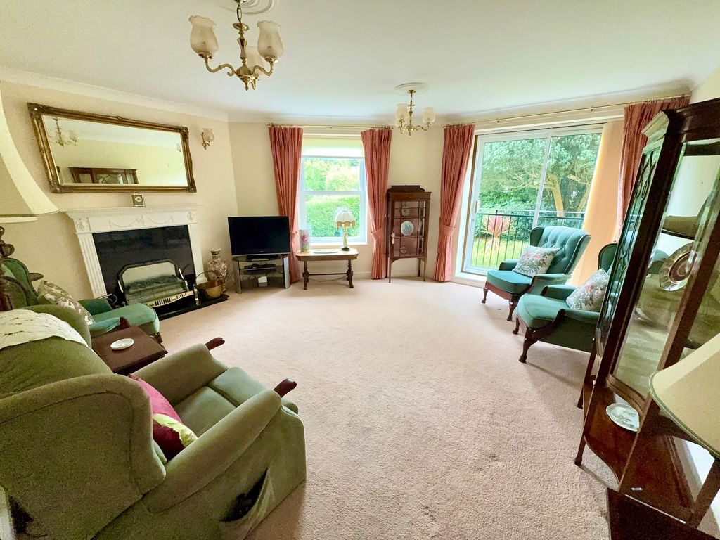 Property photo 3 of 25