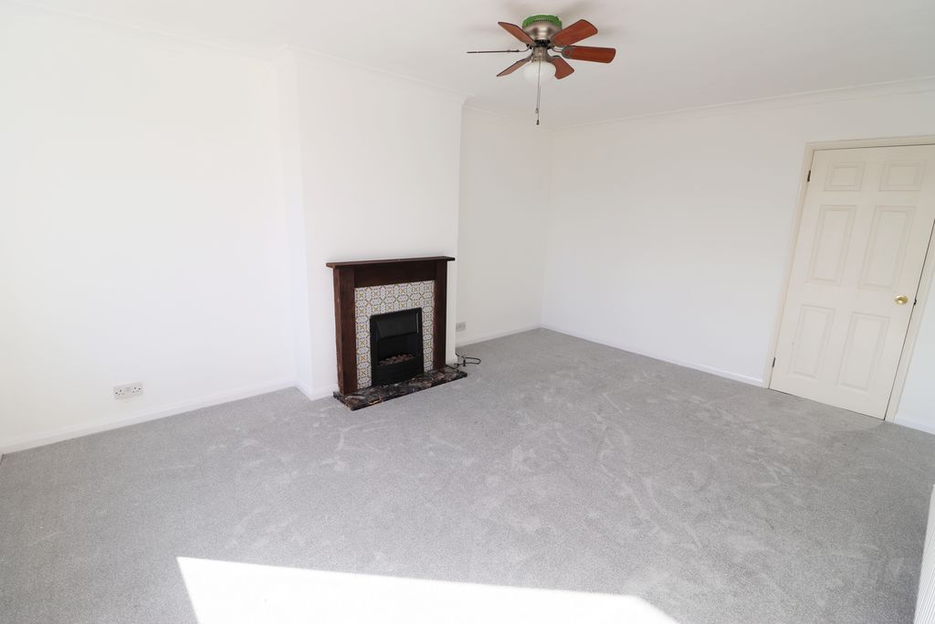 Property photo 2 of 19 Photo 34