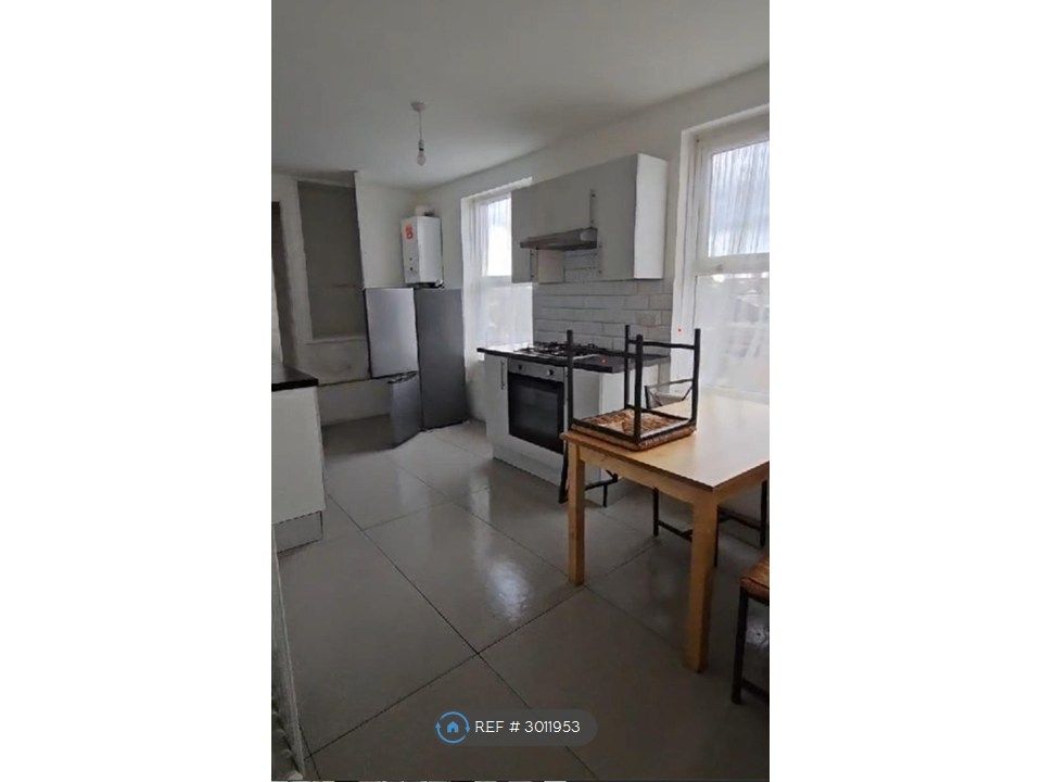 Property photo 2 of 4