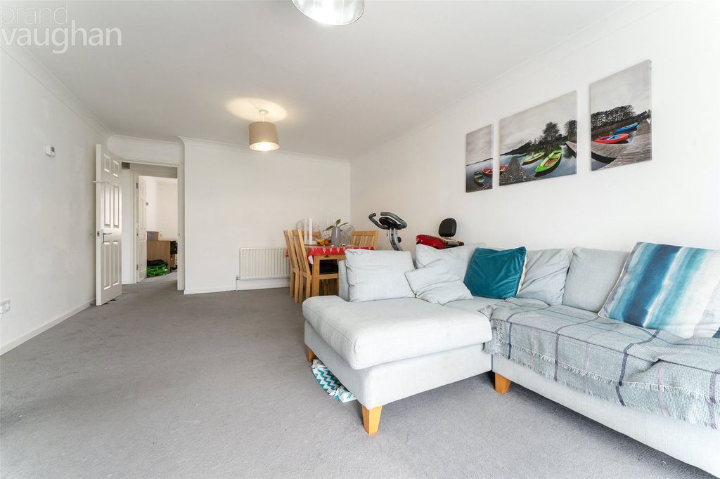 Property photo 1 of 14 Picture No. 07