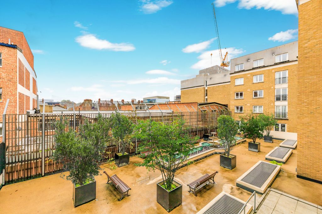 Property photo 3 of 19