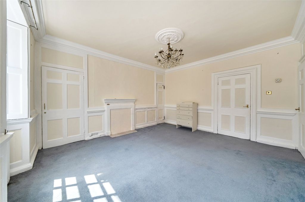 Property photo 2 of 16 Picture No. 05