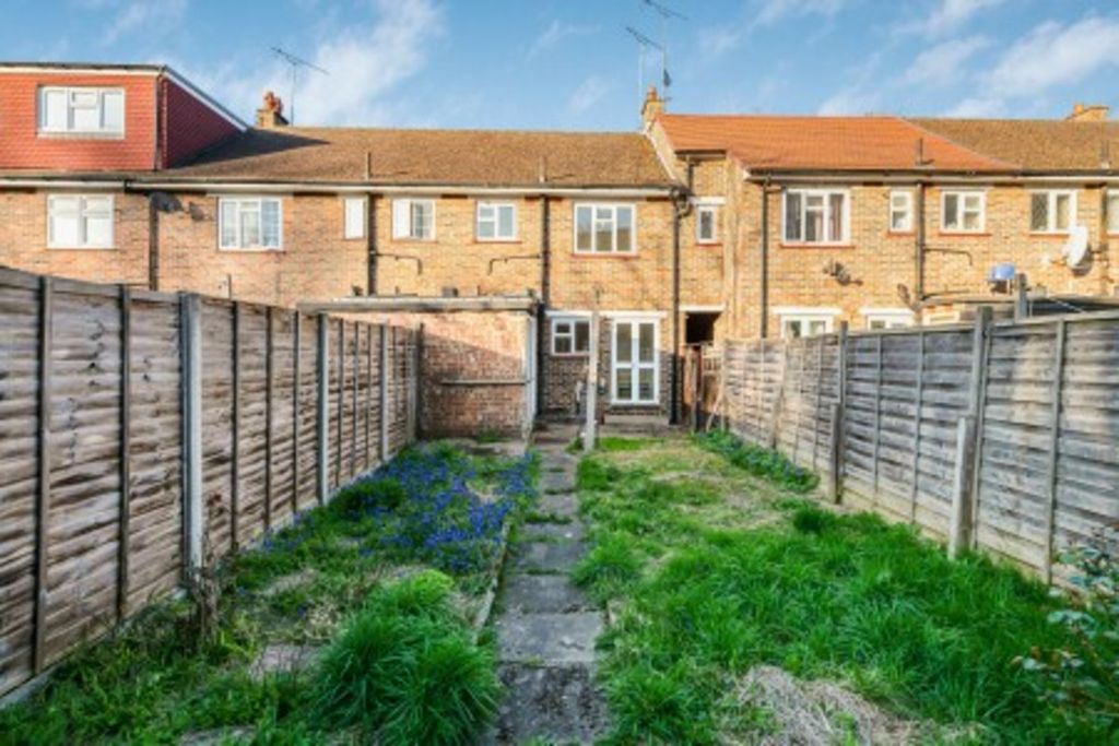 Property photo 3 of 16