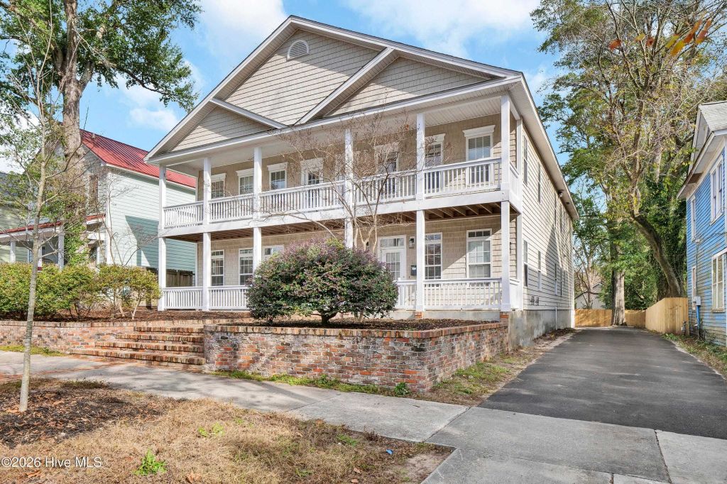 Property photo 1 of 31