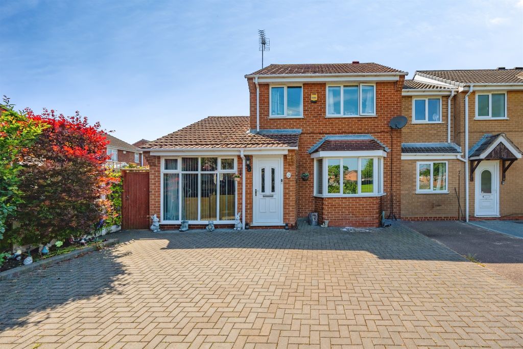 Property photo 1 of 18
