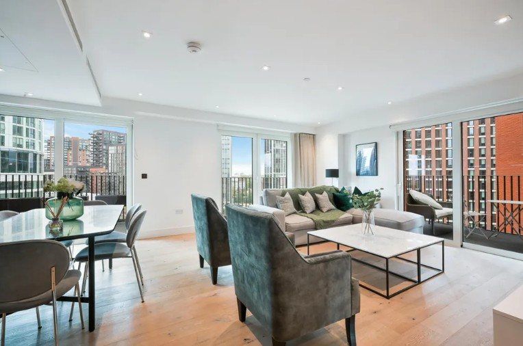 Property photo 2 of 7 Gallery