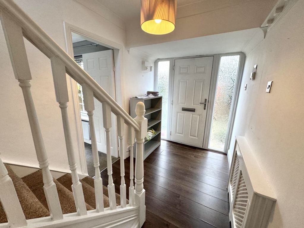 Property photo 3 of 19 35Ebe10E-9B42-401A-B019-Fcbfa88B35F9