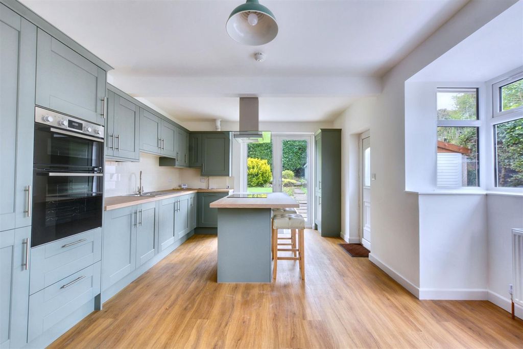 Property photo 2 of 19 Kitchen_2.Jpeg