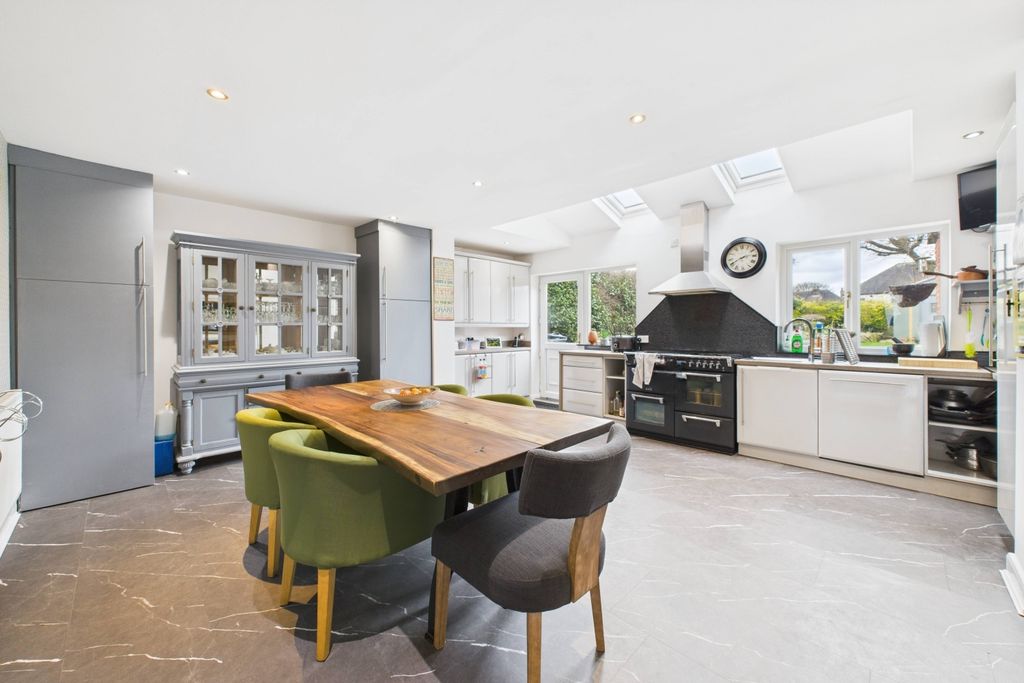 Property photo 2 of 37 Kitchen Diner