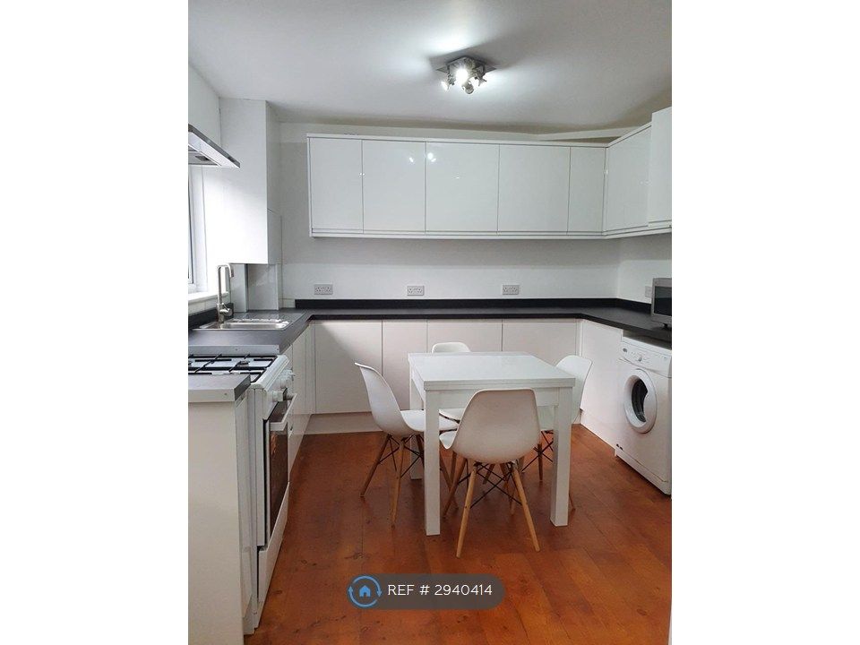Property photo 1 of 22 Kitchen