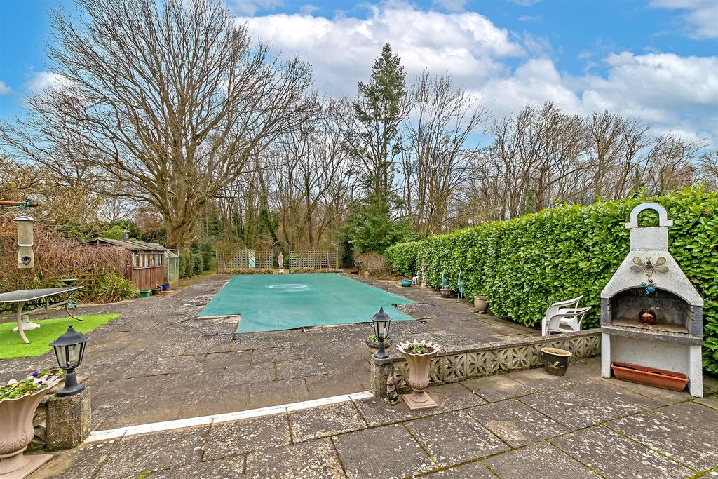 Property photo 2 of 17 67Amayflowerroad-36.Jpg