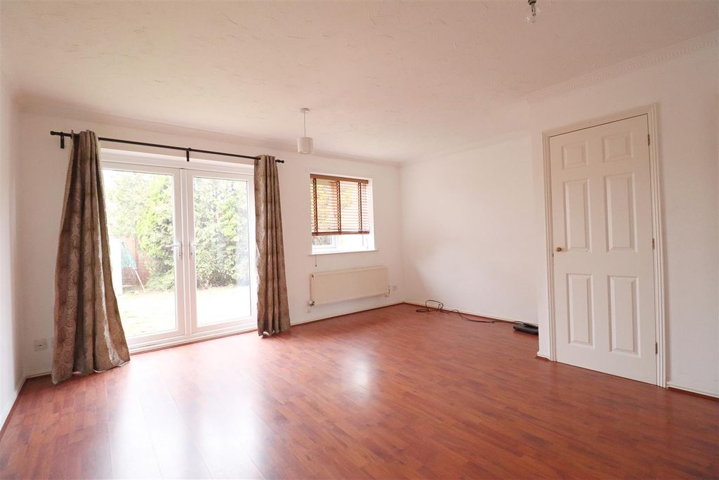 Property photo 3 of 12 Img_4571.Jpg