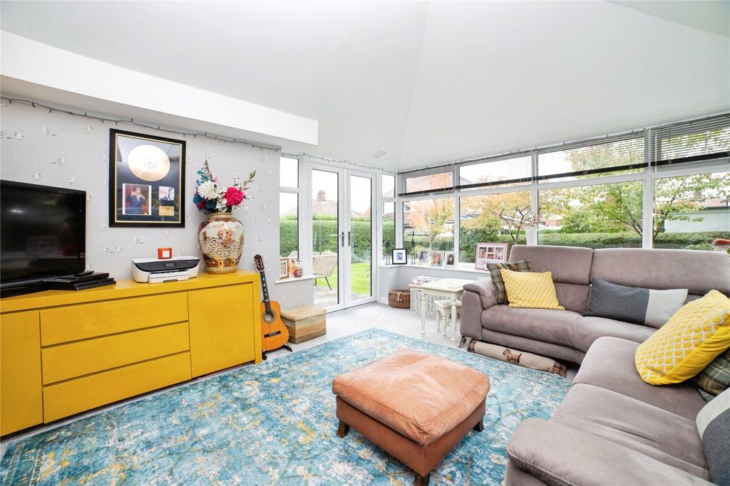 Property photo 3 of 17 Family Room