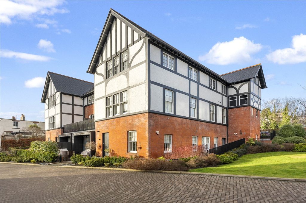 Property photo 1 of 18 Front External