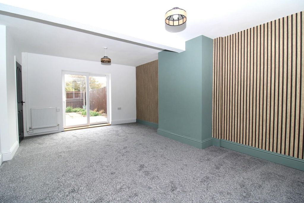 Property photo 2 of 10 Img_2435.Jpg