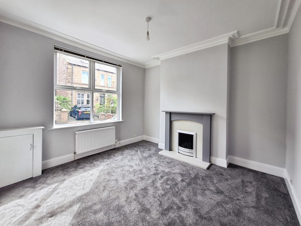 Property photo 3 of 11 Pbox-Img.Jpg