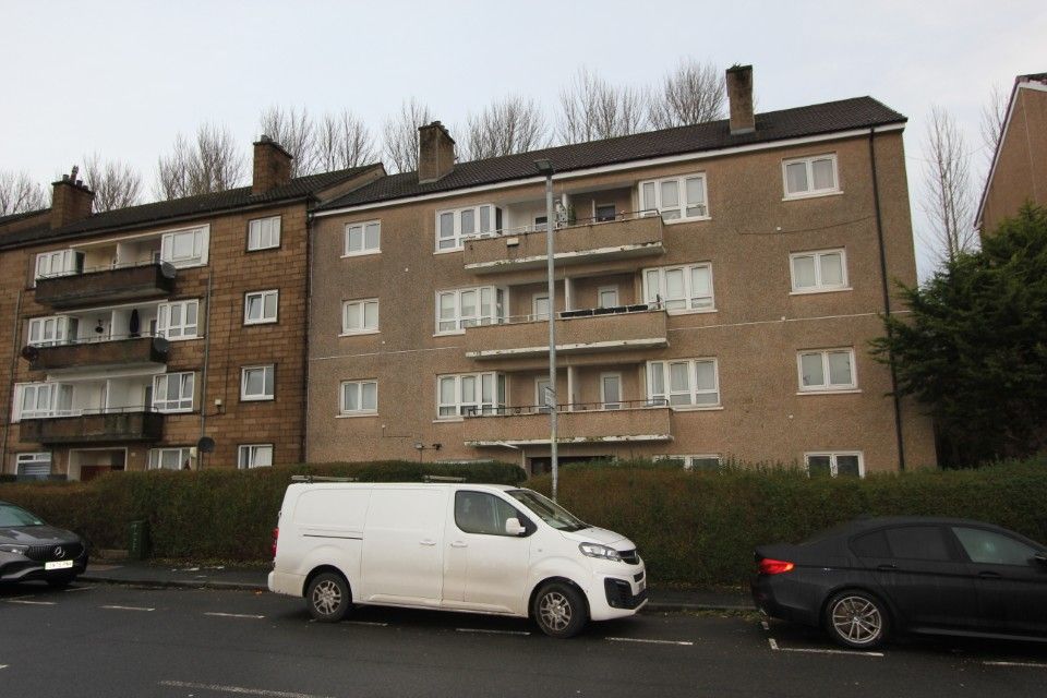 Property photo 1 of 16 External