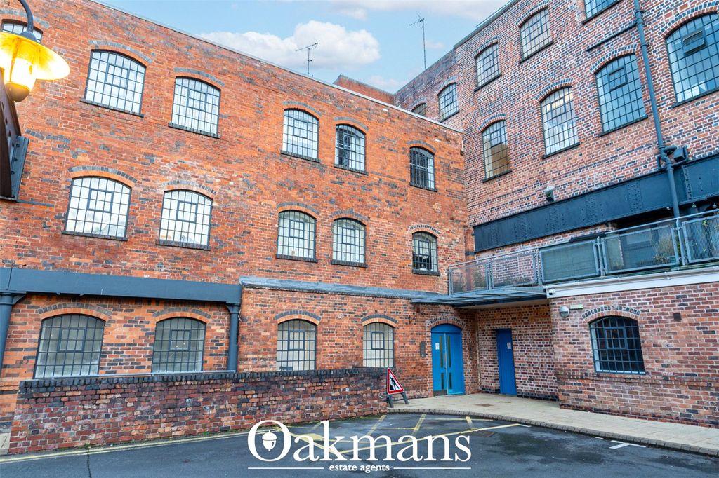 Property photo 1 of 24 Picture No. 18