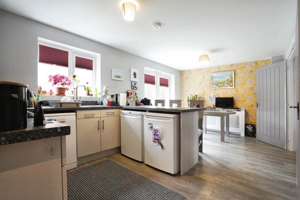 Property photo 2 of 18 Photography