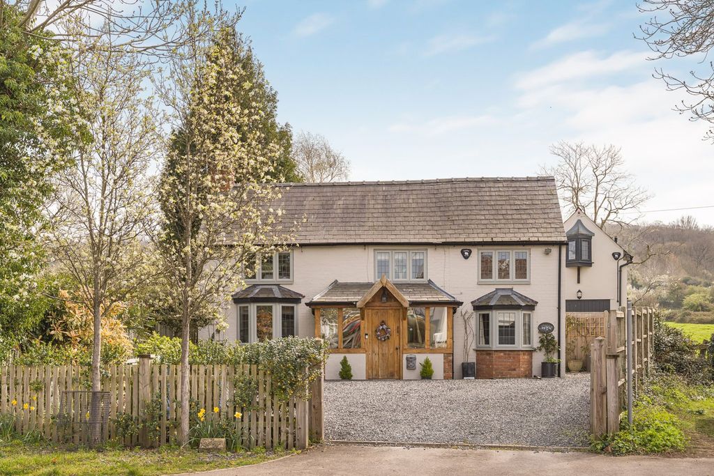 Property photo 1 of 38