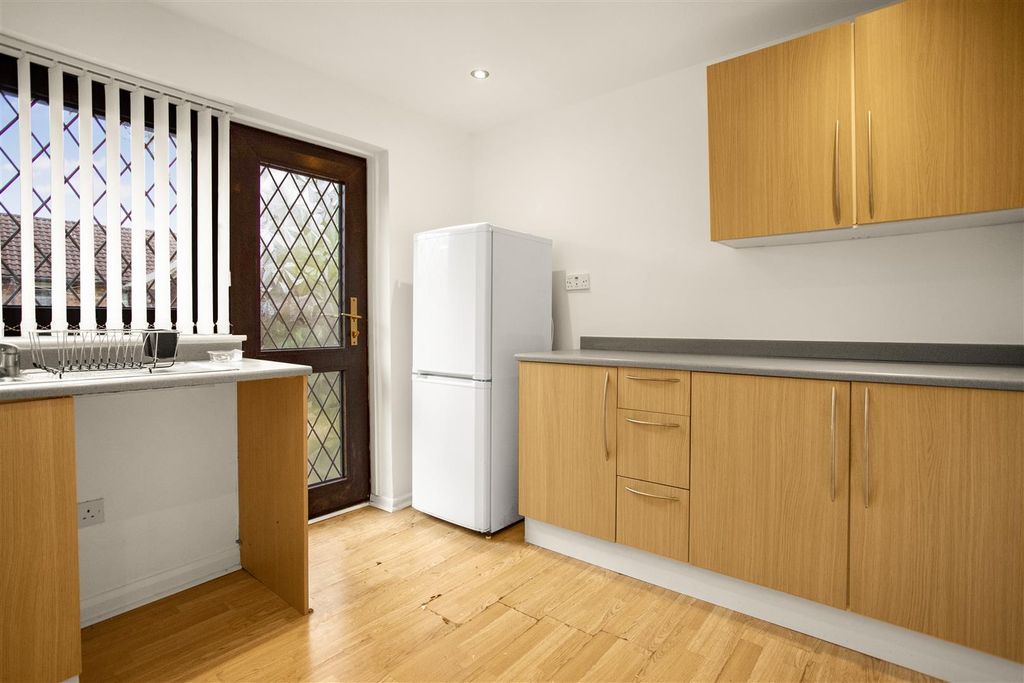 Property photo 3 of 11 Img_0009.Jpg