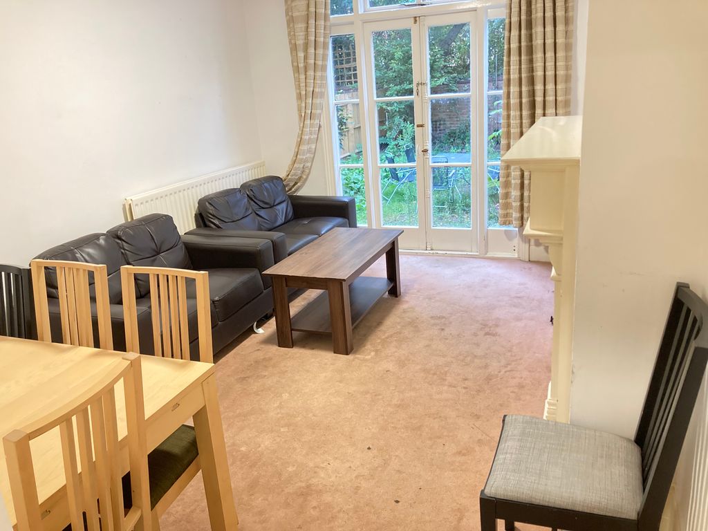 Property photo 1 of 27