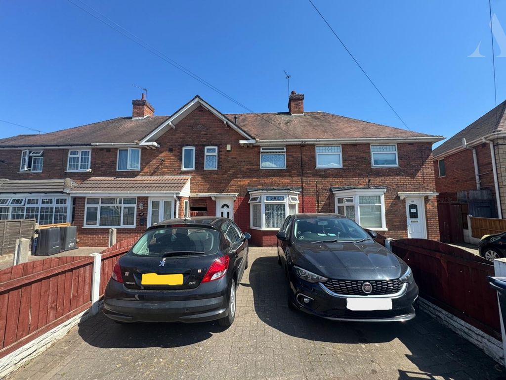 Property photo 1 of 12 Frontage