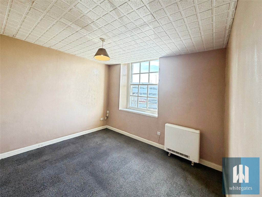 Property photo 3 of 9 Picture No. 10