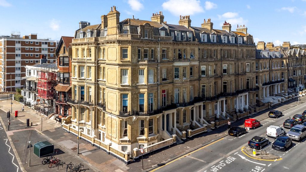 Property photo 1 of 26