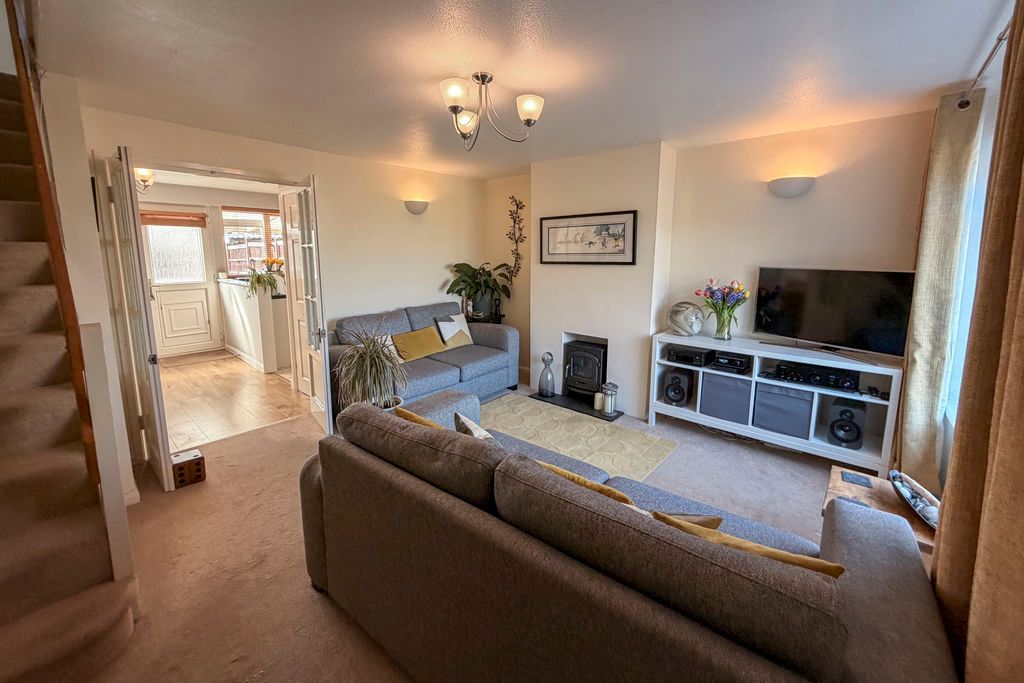 Property photo 3 of 19 Sitting Room