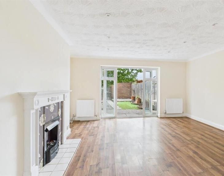 Property photo 2 of 4